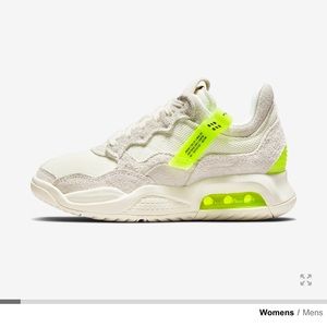 Women’s Jordan MA2